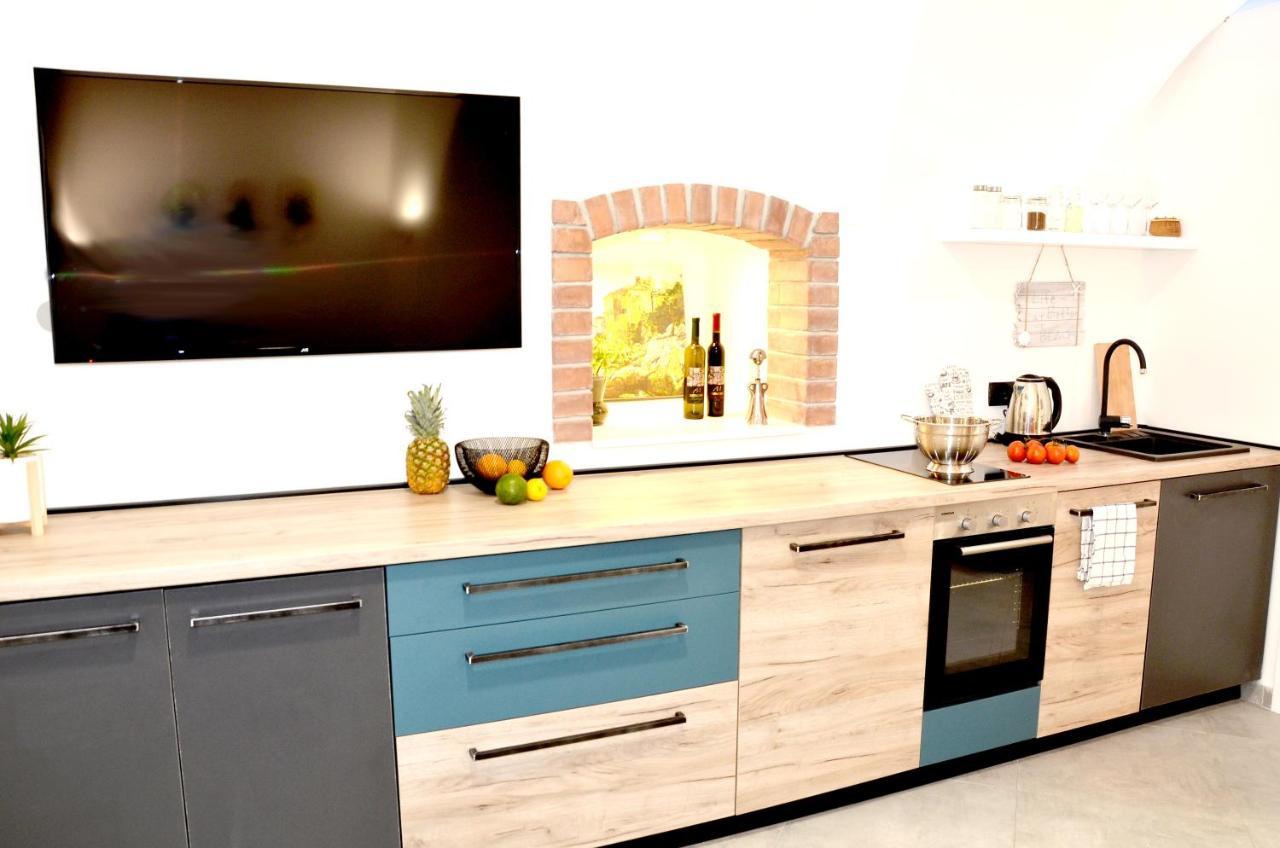 Studio Apartment Surf By The Sea Abbazia Esterno foto